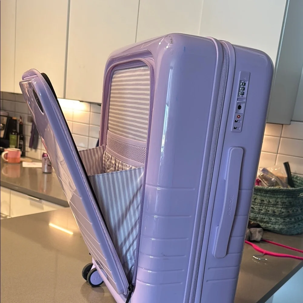 Monos x Magnolia Bakery carry on roller suitcase - Picture 4 of 17